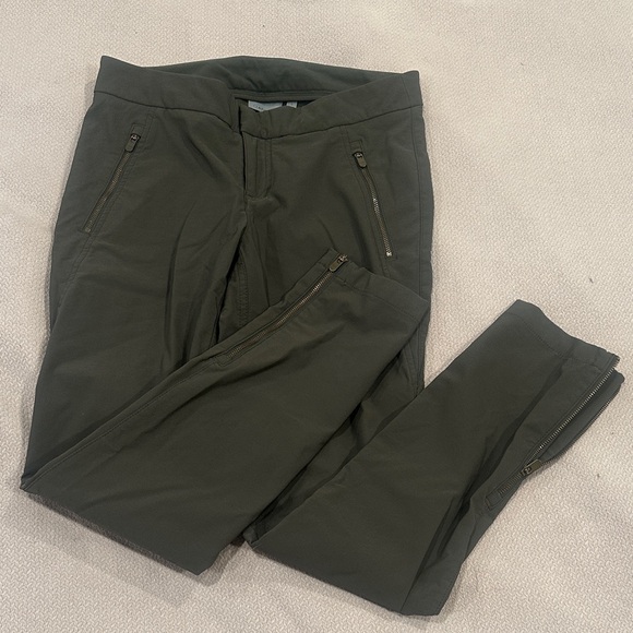 Athleta Pants - Athleta Pants Size 8
